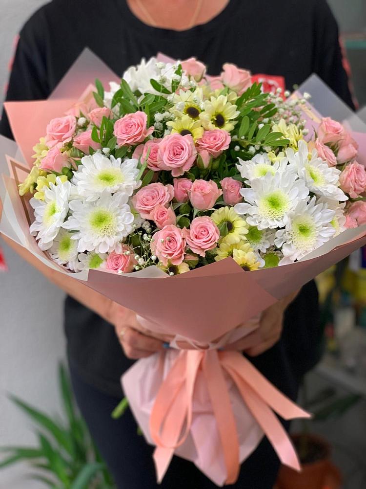 Букет цветов из: Розы и Хризантемы в Сковородино