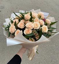 Букет Кремовые розы Латте в Сковородино