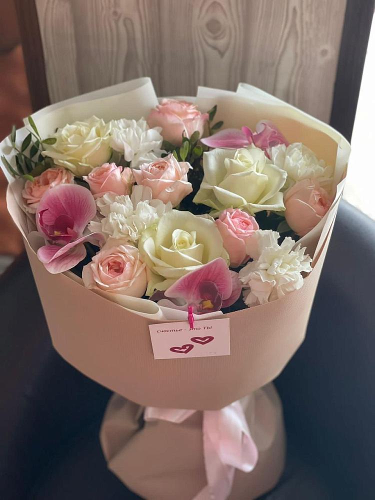 Букет цветов из: Орхидеи, Розы и Гвоздики в Сковородино