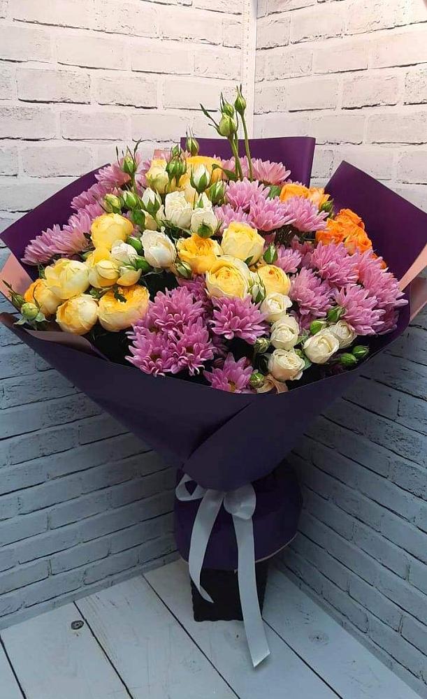 Букет цветов из: Хризантемы и Розы в Сковородино