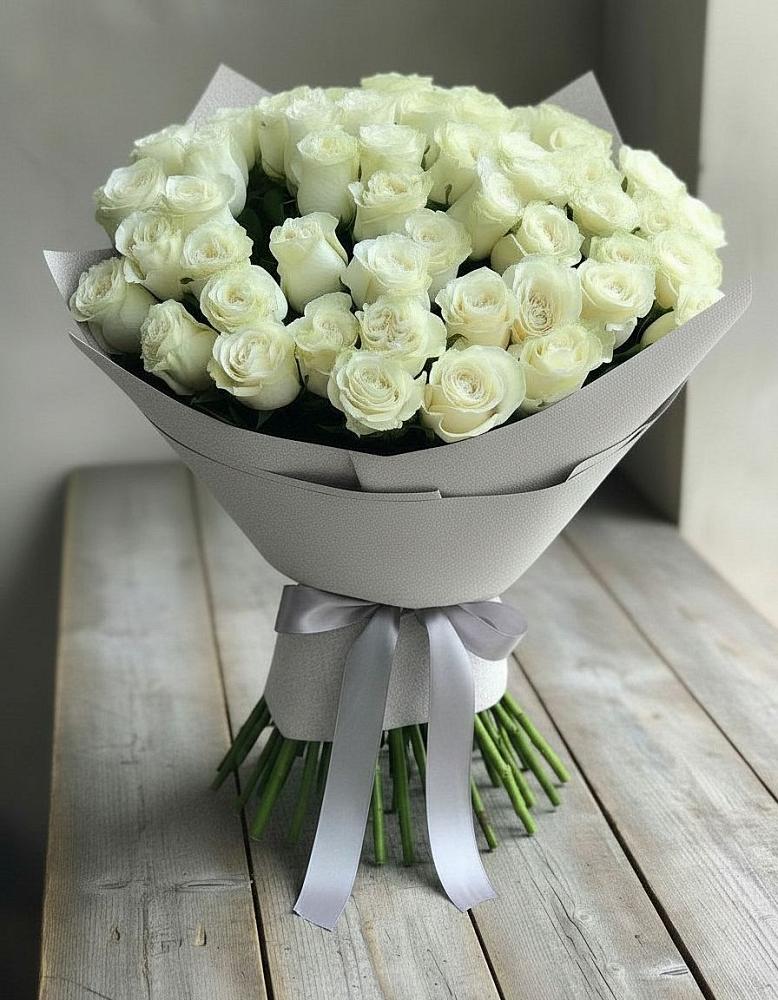 Букет 35 Белых роз в Сковородино