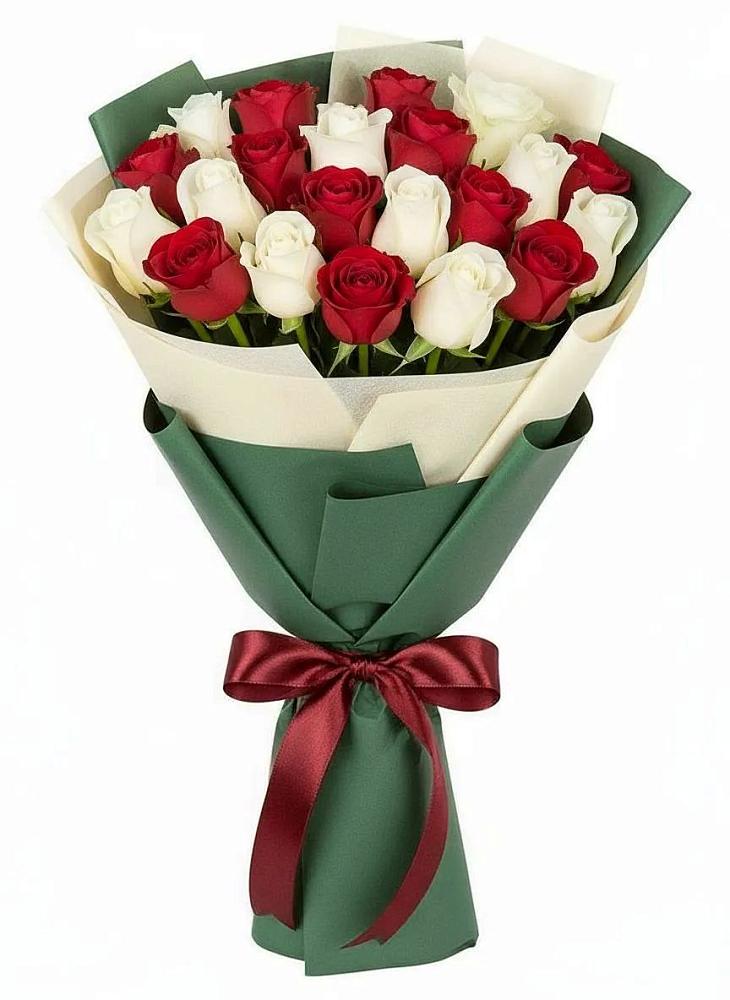 Букет Микс из красных и белых роз в Сковородино