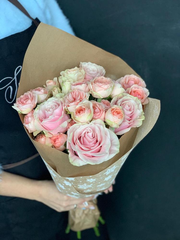 Букет цветов из: Хризантемы и Розы в Сковородино