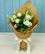 Букет цветов из:  Хризантемы и Лизиантусы в Сковородино