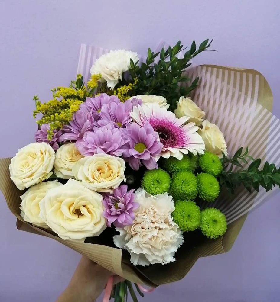 Букет цветов из: Хризантемы, Розы, Гвоздики и Герберы в Сковородино