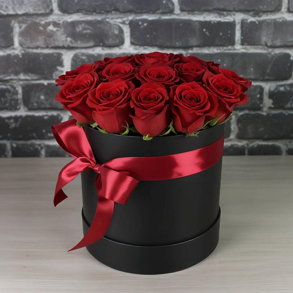 Цветочная композиция из Розы в шляпной коробке в Сковородино